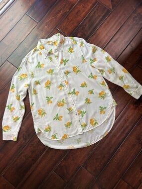 Jane and Delancey Women’s White Button-Down Shirt with Yellow/Orange Lemon Print